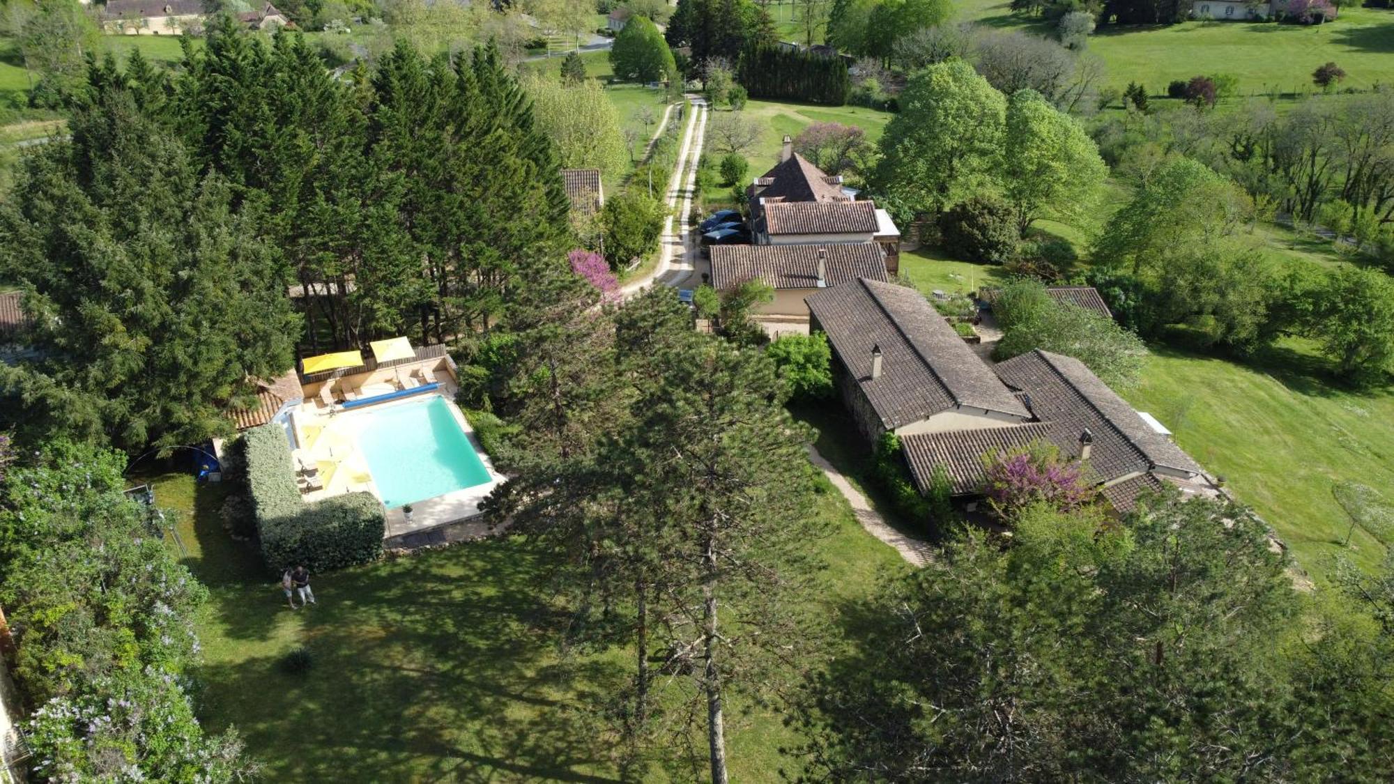 Апартаменти Domaine La Borniotte Saint-Alvere Екстер'єр фото